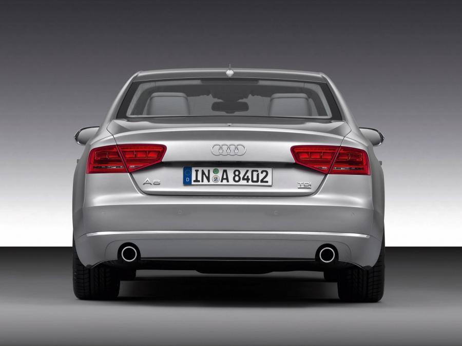  Audi A8 4.2 TDI Quattro (D4) 2010 года  (WW) (фото 6 из 16)